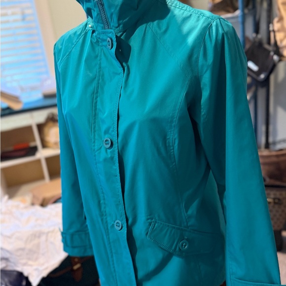 Lands' End Storm Raker Jacket in a vibrant Brilliant Teal color. NEW WITH TAGS - Picture 2 of 13